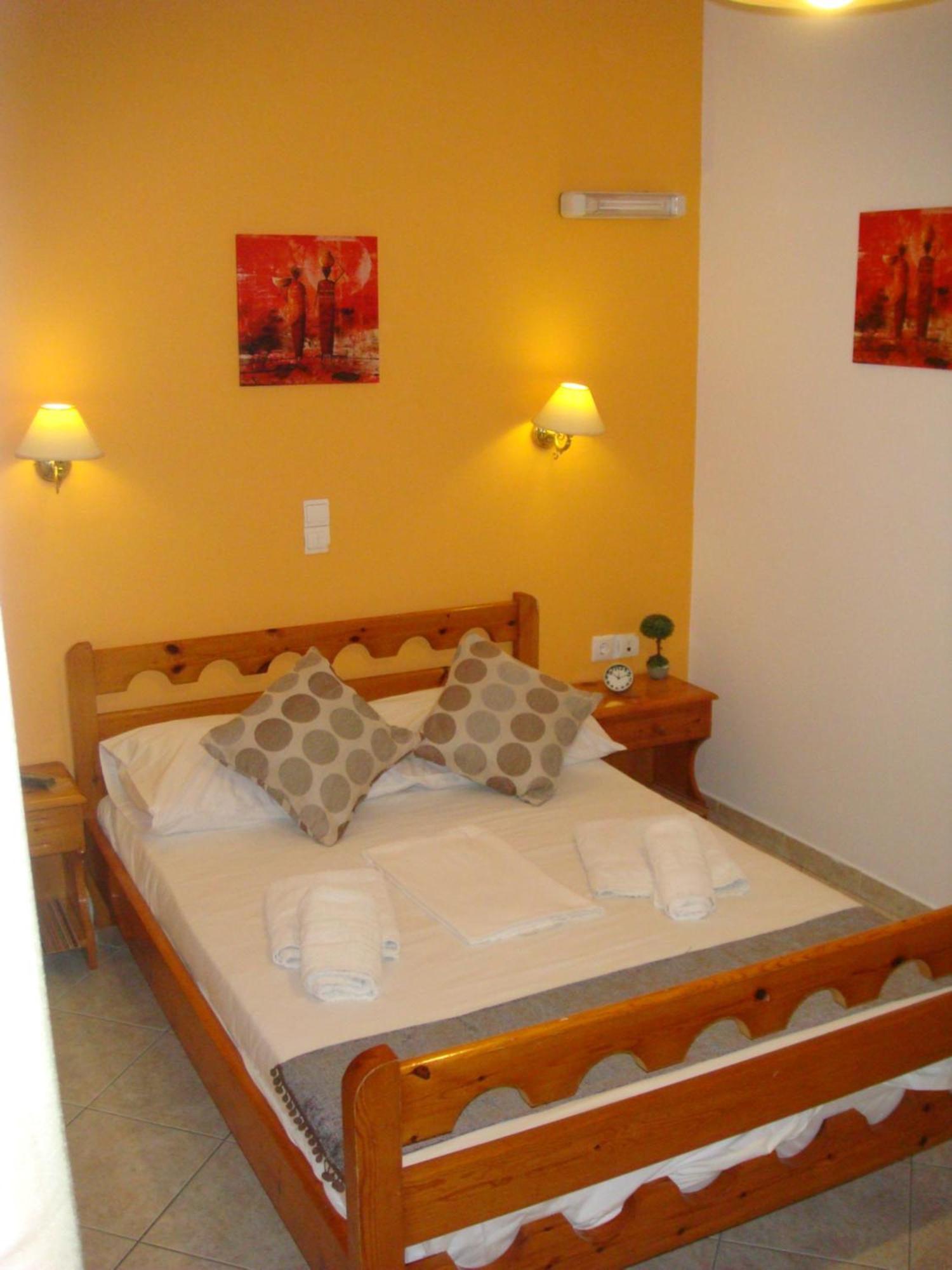 Boussetil Rooms Capanmat Тинос Экстерьер фото