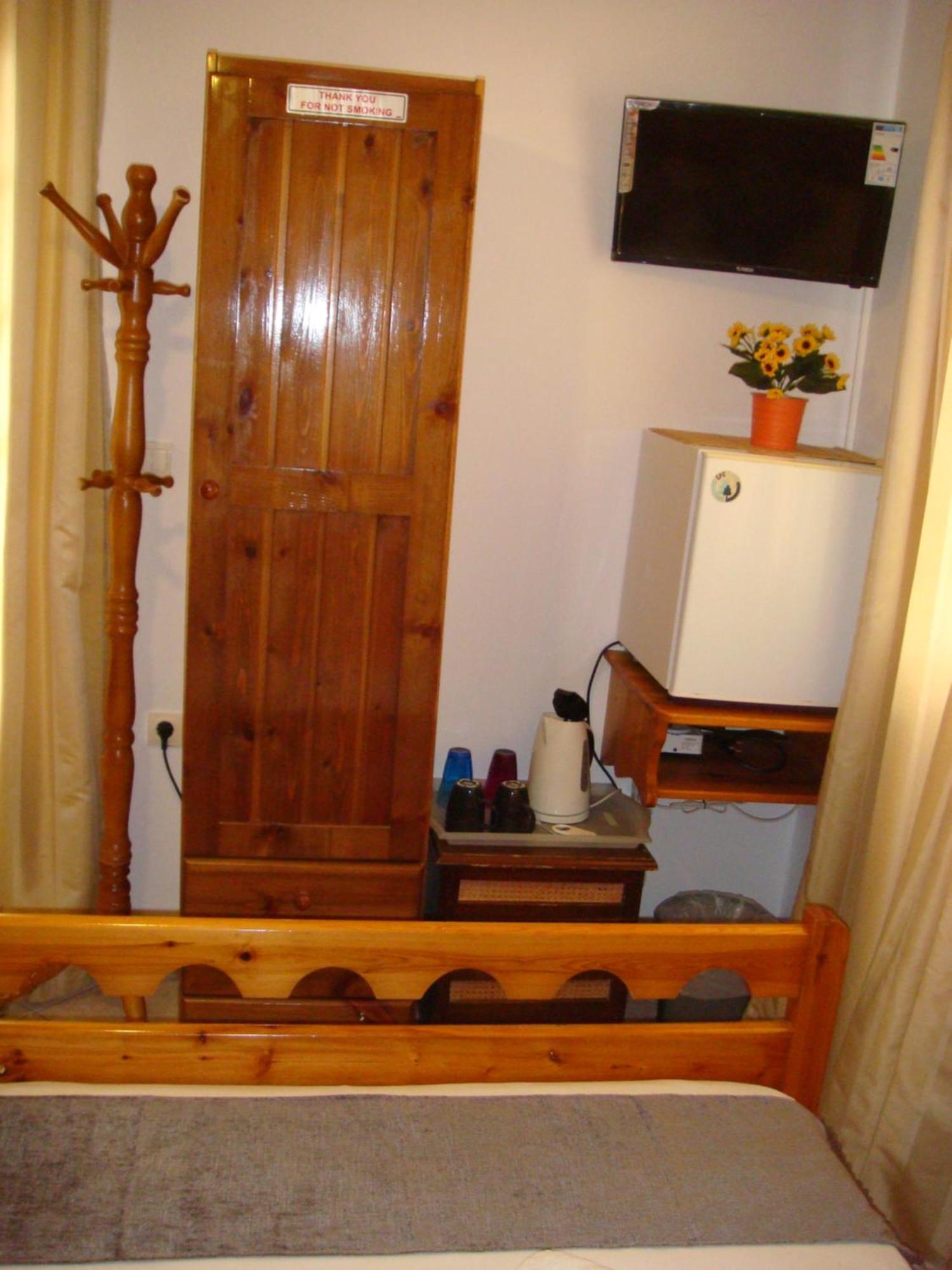 Boussetil Rooms Capanmat Тинос Экстерьер фото