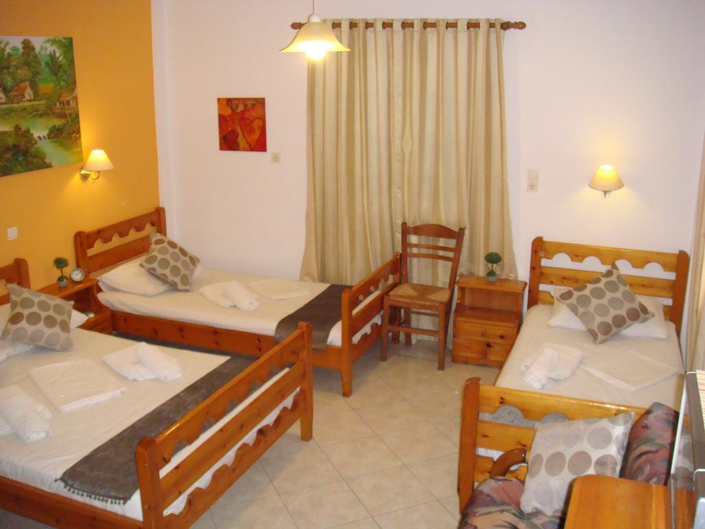 Boussetil Rooms Capanmat Тинос Экстерьер фото