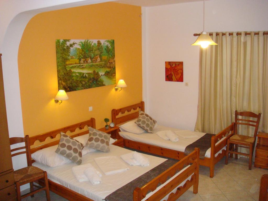 Boussetil Rooms Capanmat Тинос Экстерьер фото