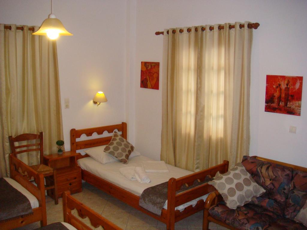 Boussetil Rooms Capanmat Тинос Экстерьер фото